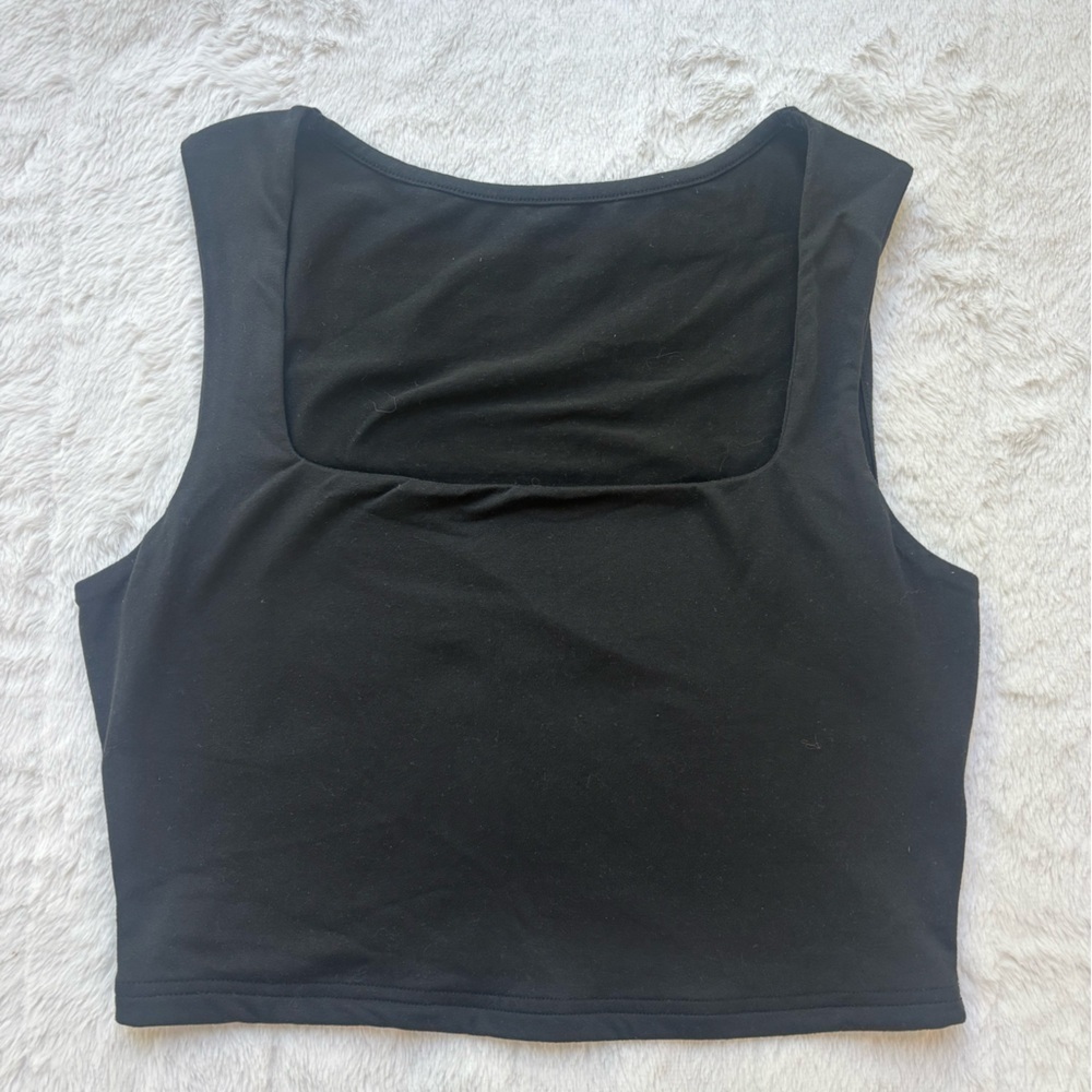 Source Unknown Classic Black Crop Top